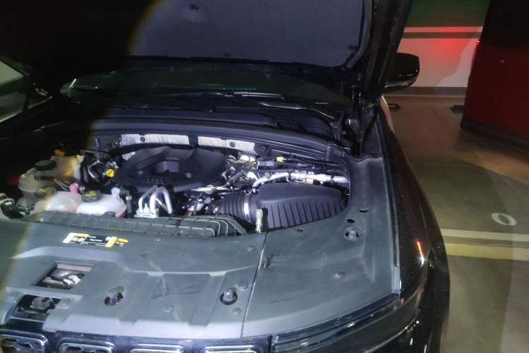 Used Jeep Grand Cherokee New Energy 2023 4xe Summit Edition Engine Bay Left