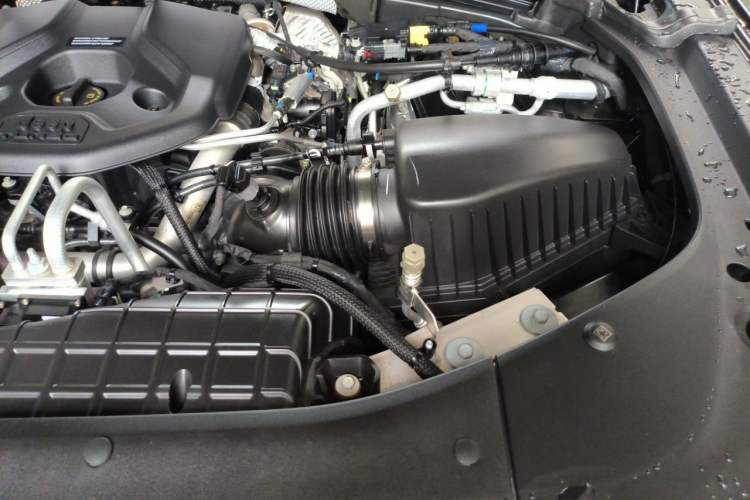 Used Jeep Grand Cherokee New Energy 2023 4xe Summit Edition Engine Bay Left