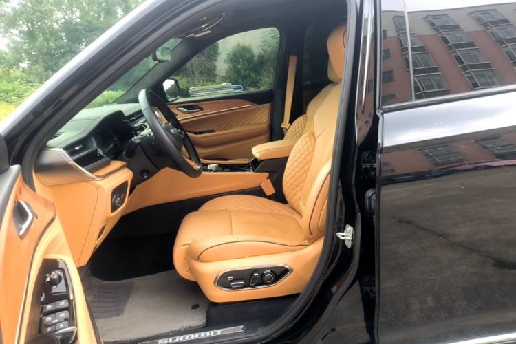 Used Jeep Grand Cherokee New Energy 2023 4xe Summit Edition Left Front Seat