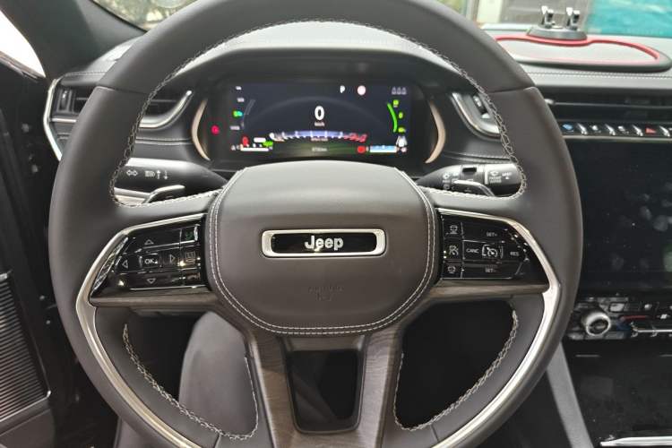 Used Jeep Grand Cherokee New Energy 2023 4xe Summit Edition Steering Wheel