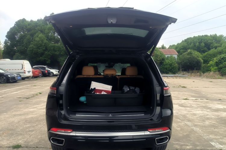 Used Jeep Grand Cherokee New Energy 2023 4xe Summit Edition Trunk