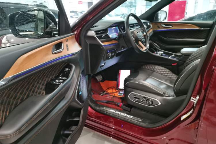 Used Jeep Grand Cherokee New Energy 2023 4xe Summit Edition Driver Seat