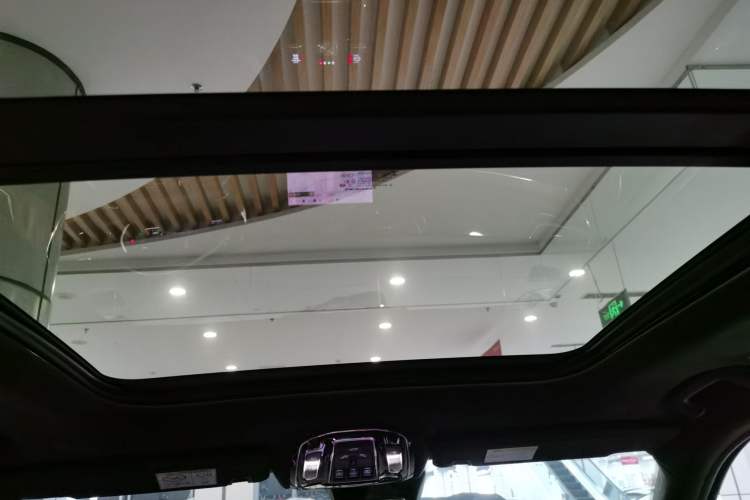 Used Jeep Grand Cherokee New Energy 2023 4xe Summit Edition Headliner