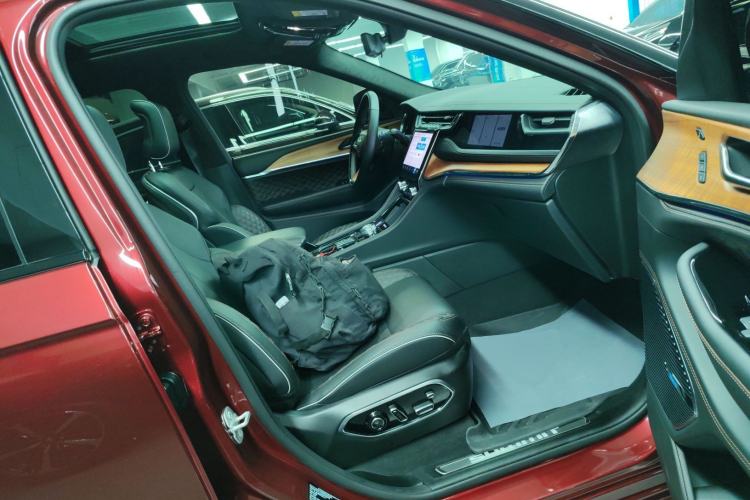 Used Jeep Grand Cherokee New Energy 2023 4xe Summit Edition Right Front Seat