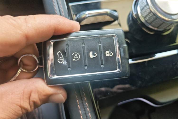 Used Jeep Grand Cherokee New Energy 2023 4xe Summit Edition Vehicle Key