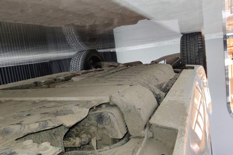 Used Jeep Grand Cherokee New Energy 2023 4xe Summit Edition Right Side Sill