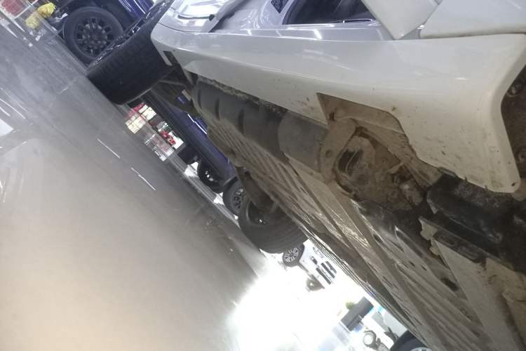 Used Jeep Grand Cherokee New Energy 2023 4xe Summit Edition Right Side Sill