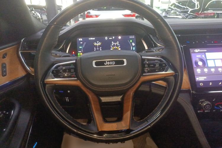 Used Jeep Grand Cherokee New Energy 2023 4xe Summit Edition Steering Wheel