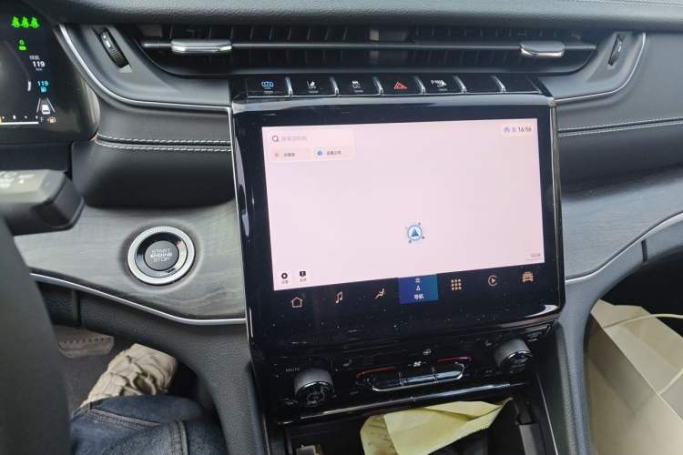 Used Jeep Grand Cherokee New Energy 2024 4xe Peak Edition Audio And AC Panel