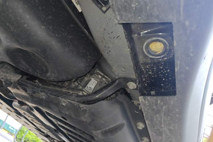 Used Jeep Grand Cherokee New Energy 2024 4xe Peak Edition Chassis Rear Right