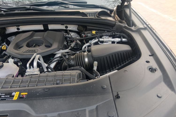 Used Jeep Grand Cherokee New Energy 2024 4xe Peak Edition Engine Bay Left
