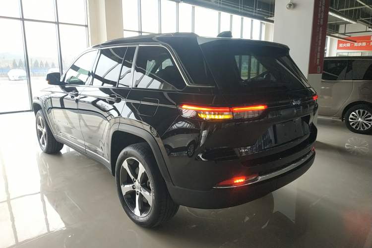 Used Jeep Grand Cherokee New Energy 2024 4xe Peak Edition Exterior 2