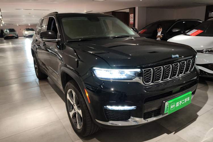 Used Jeep Grand Cherokee New Energy 2024 4xe Peak Edition Front Right 45 Deg