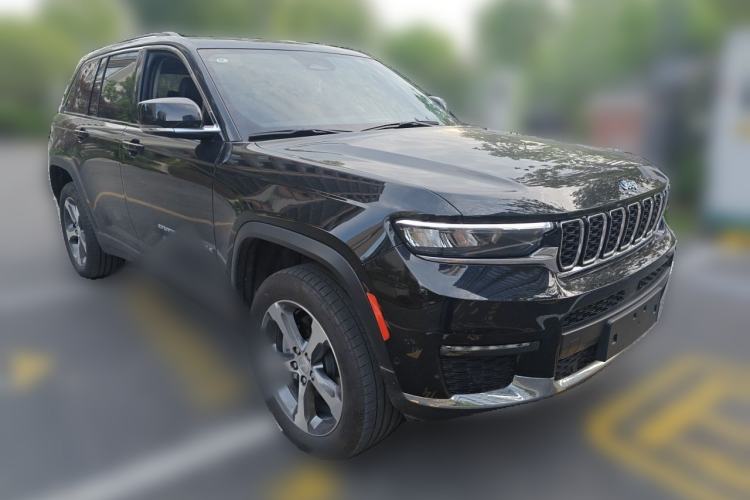 Used Jeep Grand Cherokee New Energy 2024 4xe Peak Edition Front Right 45 Deg