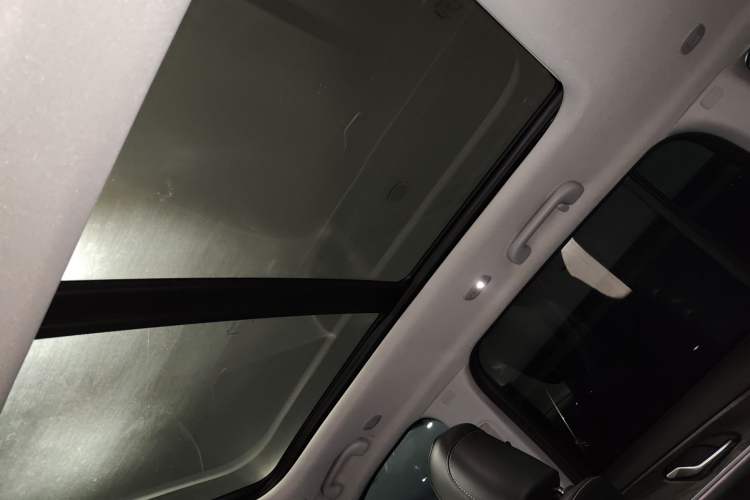 Used Jeep Grand Cherokee New Energy 2024 4xe Peak Edition Headliner