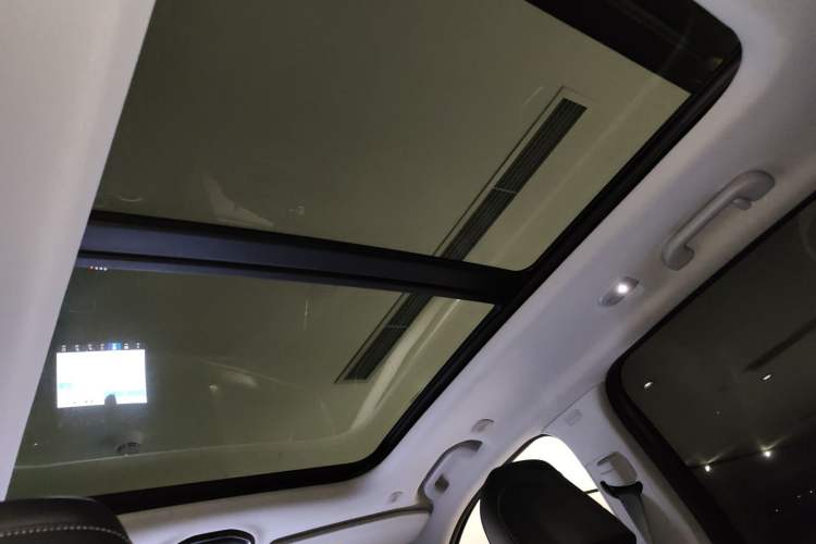 Used Jeep Grand Cherokee New Energy 2024 4xe Peak Edition Headliner