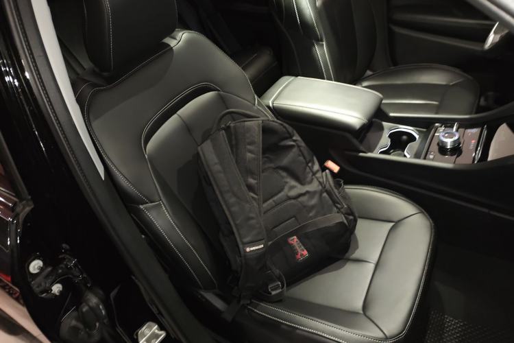 Used Jeep Grand Cherokee New Energy 2024 4xe Peak Edition Right Front Seat