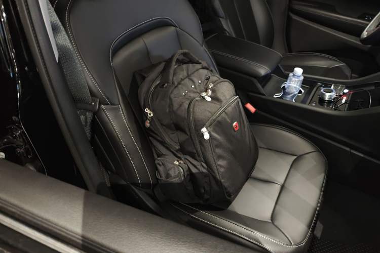 Used Jeep Grand Cherokee New Energy 2024 4xe Peak Edition Right Front Seat