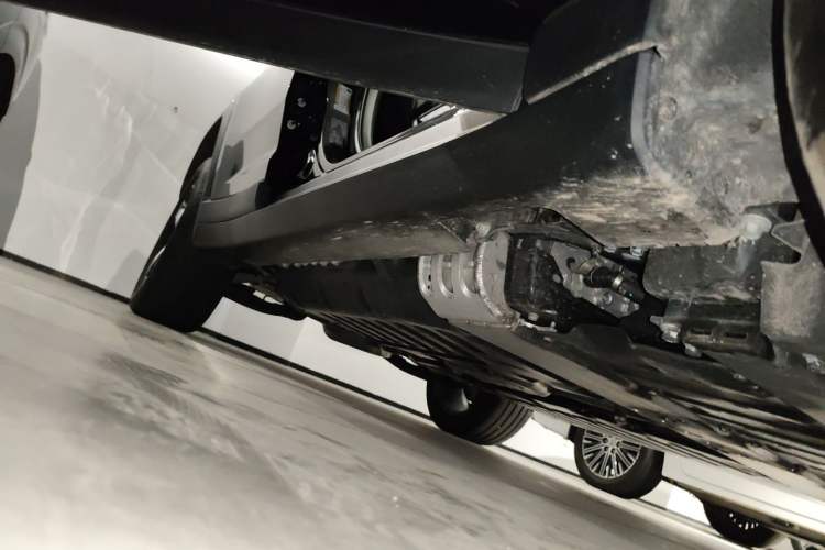 Used Jeep Grand Cherokee New Energy 2024 4xe Peak Edition Right Side Sill