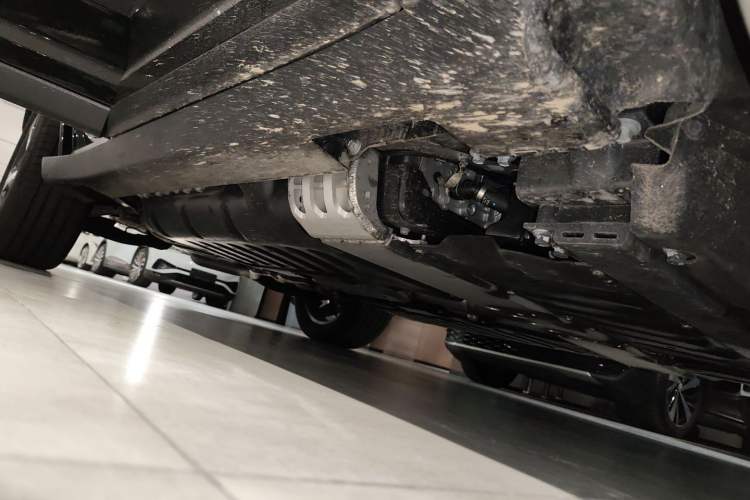 Used Jeep Grand Cherokee New Energy 2024 4xe Peak Edition Right Side Sill