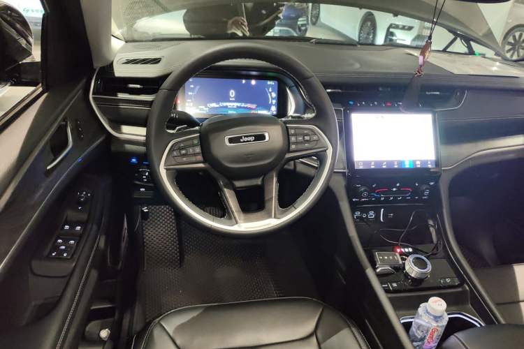 Used Jeep Grand Cherokee New Energy 2024 4xe Peak Edition Steering Wheel