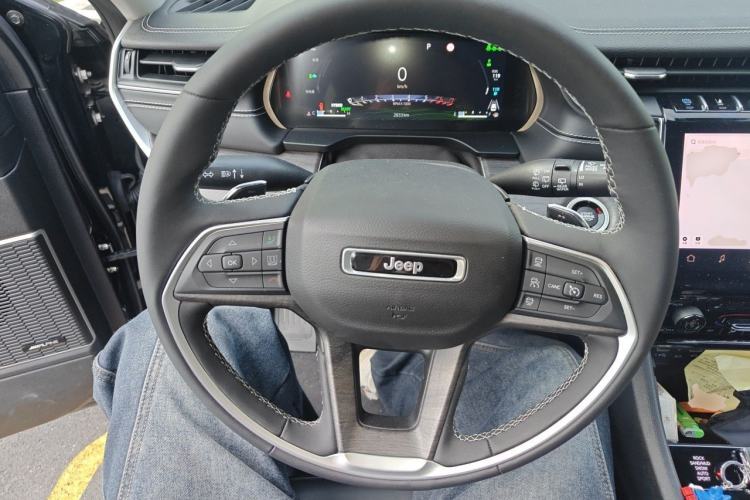 Used Jeep Grand Cherokee New Energy 2024 4xe Peak Edition Steering Wheel