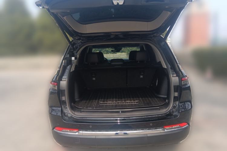 Used Jeep Grand Cherokee New Energy 2024 4xe Peak Edition Trunk