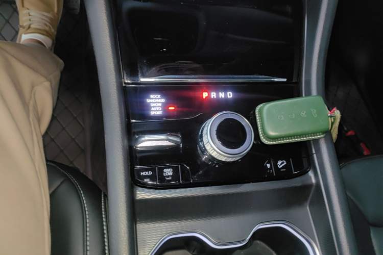 Used Jeep Grand Cherokee New Energy 2024 4xe Peak Edition Gear Lever
