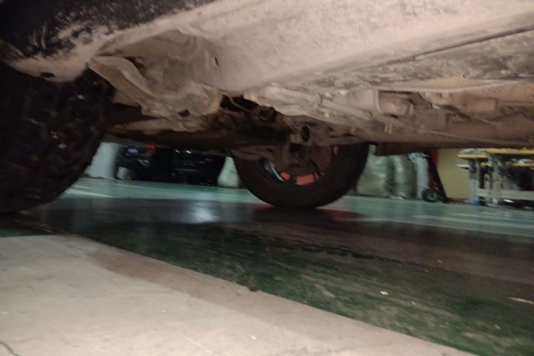 Used Jeep Grand Cherokee SRT 2012 6.4L SRT8 Chassis Front
