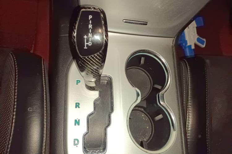 Used Jeep Grand Cherokee SRT 2012 6.4L SRT8 Gear Lever