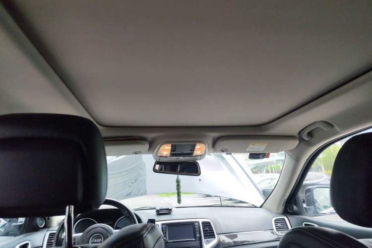 Used Jeep Grand Cherokee SRT 2012 6.4L SRT8 Headliner