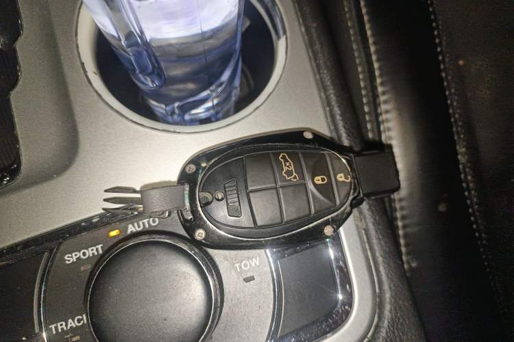 Used Jeep Grand Cherokee SRT 2012 6.4L SRT8 Vehicle Key