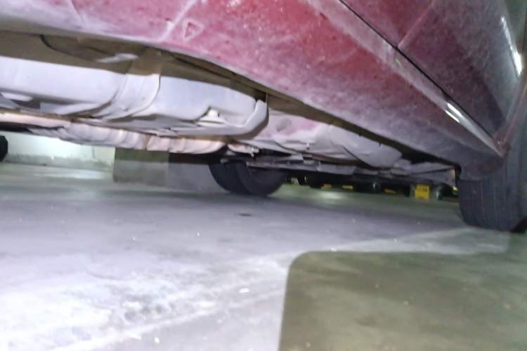 Used Jeep Grand Cherokee SRT 2013 6.4L SRT8 Chassis Rear Right