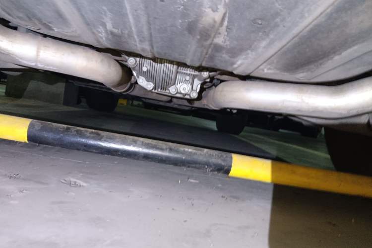 Used Jeep Grand Cherokee SRT 2013 6.4L SRT8 Chassis Rear
