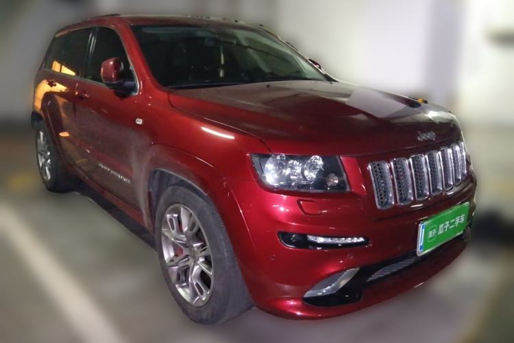 Used Jeep Grand Cherokee SRT 2013 6.4L SRT8 Front Right 45 Deg