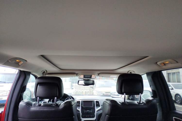Used Jeep Grand Cherokee SRT 2013 6.4L SRT8 Headliner