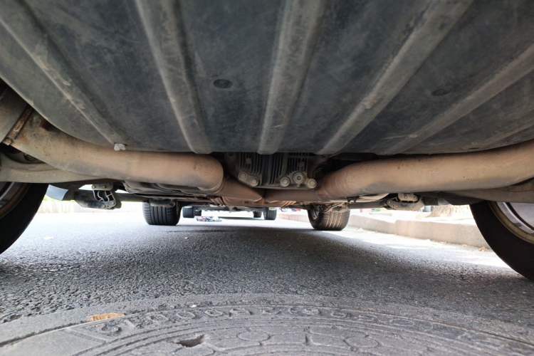 Used Jeep Grand Cherokee SRT 2014 6.4L SRT8 Chassis Rear