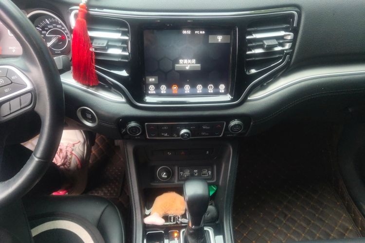 Used Jeep Grand Commander 2020 2.0T Two-Wheel Drive Elite Version Audio And AC Panel