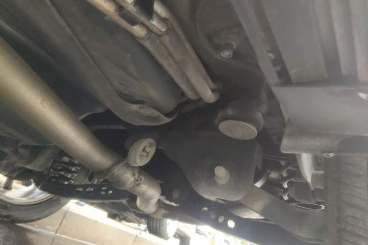 Used Jeep Grand Commander 2020 2.0T Two-Wheel Drive Elite Version Chassis Rear Left