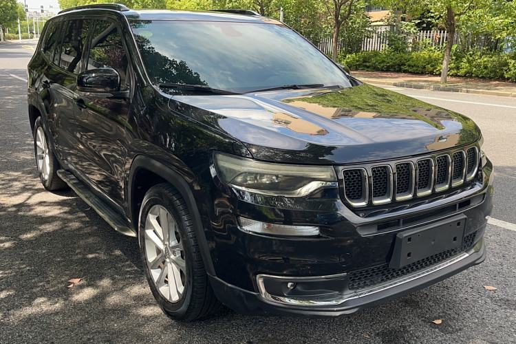 Used Jeep Grand Commander 2020 2.0T Two-Wheel Drive Elite Version Front Right 45 Deg
