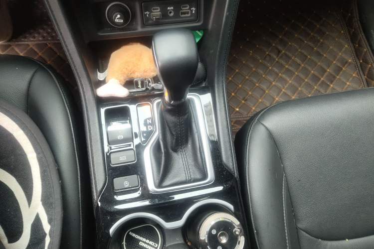 Used Jeep Grand Commander 2020 2.0T Two-Wheel Drive Elite Version Gear Lever
