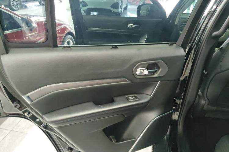 Used Jeep Grand Commander 2020 2.0T Two-Wheel Drive Elite Version Left Rear Door Interior
