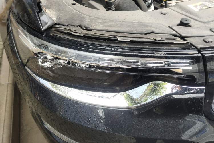 Used Jeep Grand Commander 2020 2.0T Two-Wheel Drive Elite Version Right Front Headlight