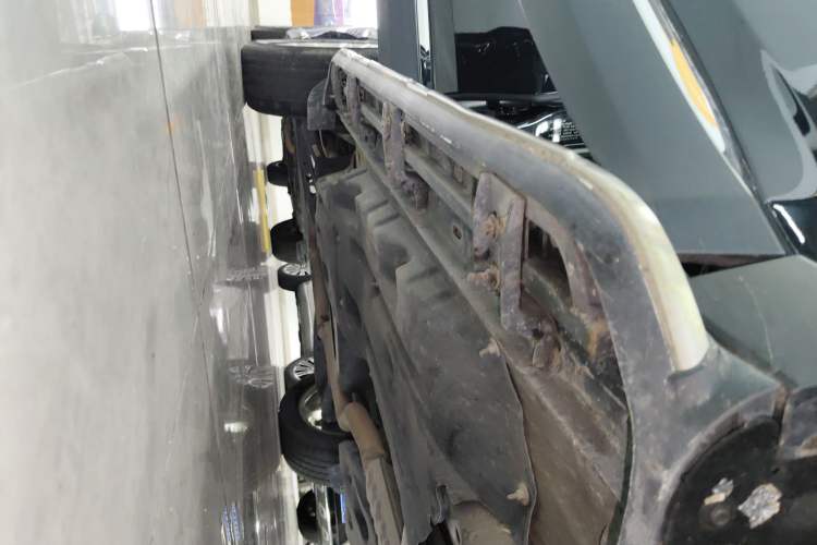 Used Jeep Grand Commander 2020 2.0T Two-Wheel Drive Elite Version Right Side Sill
