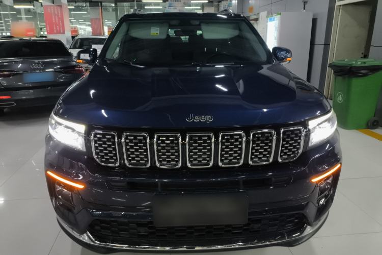 Used Jeep Grand Commander 2022 2.0T Two-Wheel Drive Luxury Version Front