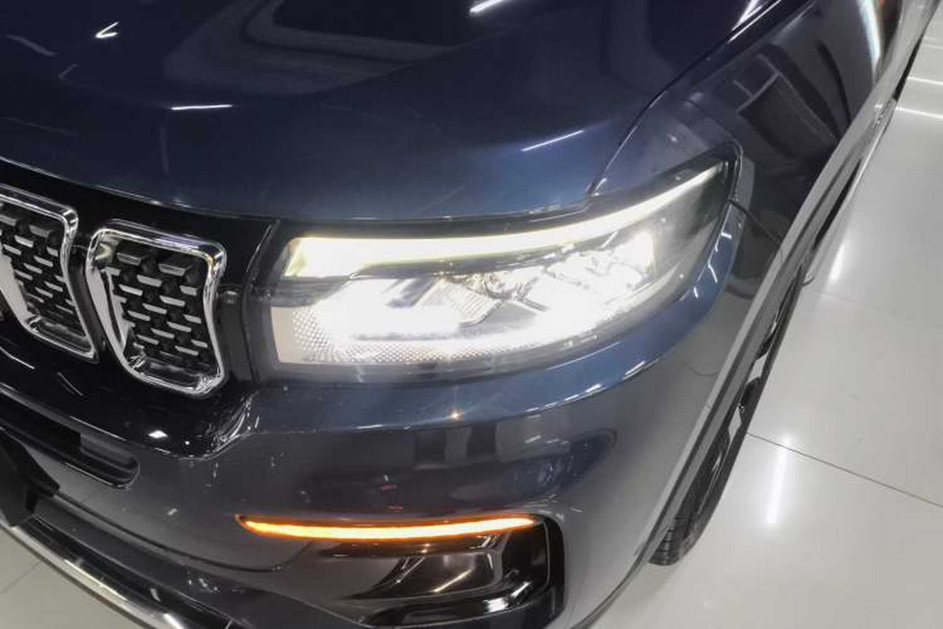 Used Jeep Grand Commander 2022 2.0T Two-Wheel Drive Luxury Version Left Front Headlight