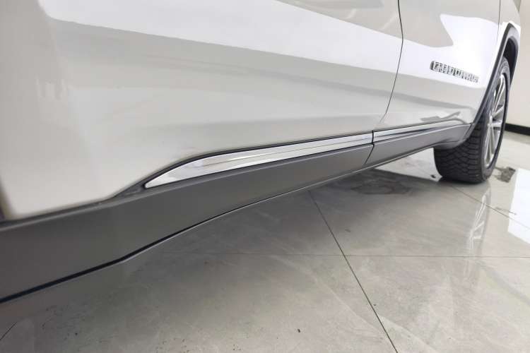 Used Jeep Grand Commander 2018 2.0T Two-Wheel Drive Enjoy Edition China V Right Side Sill