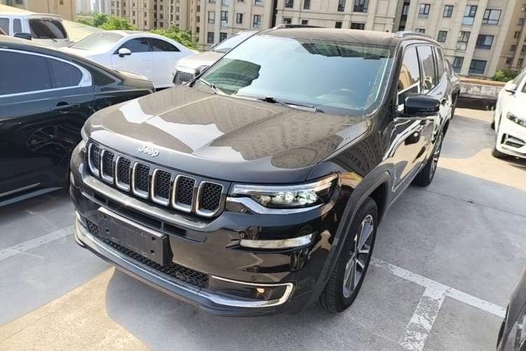 Used Jeep Grand Commander 2018 2.0T Four-Wheel Drive Enjoyment Edition China VI Guazi used car, China used car export, Used car for sale, Used  cars, Cheapest cars for sale
