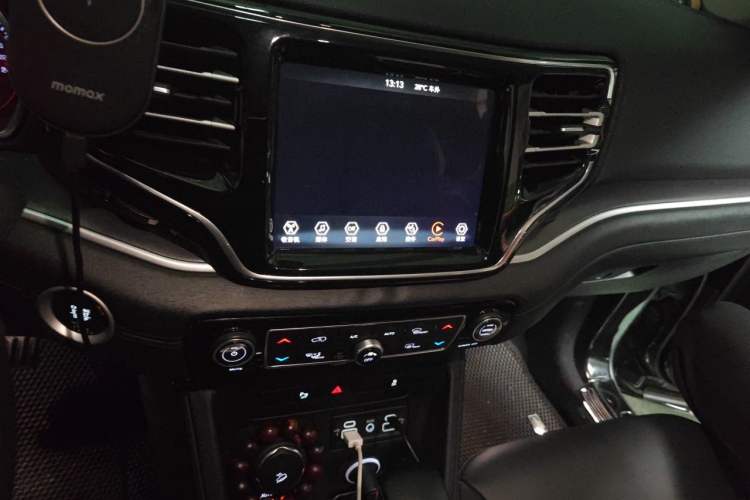 Used Jeep Grand Commander 2018 2.0T Four-Wheel Drive Enjoyment Edition China VI Audio And AC Panel