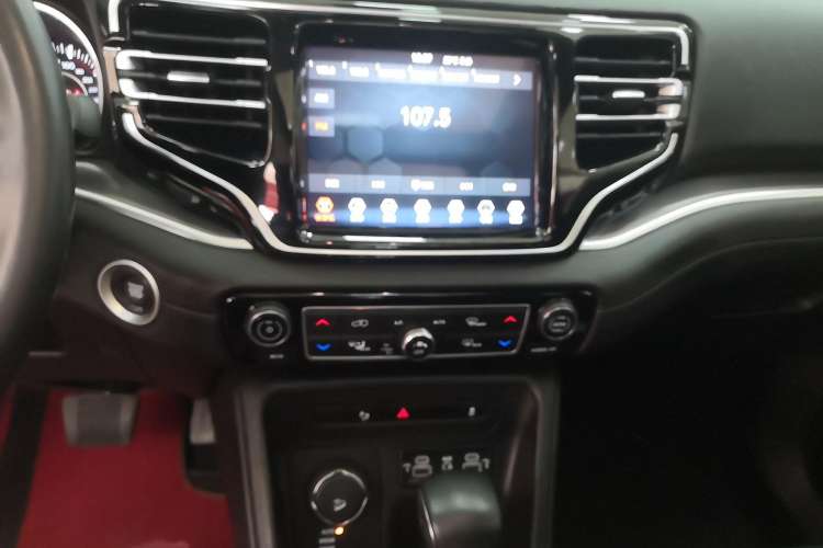 Used Jeep Grand Commander 2018 2.0T Four-Wheel Drive Enjoyment Edition China VI Audio And AC Panel